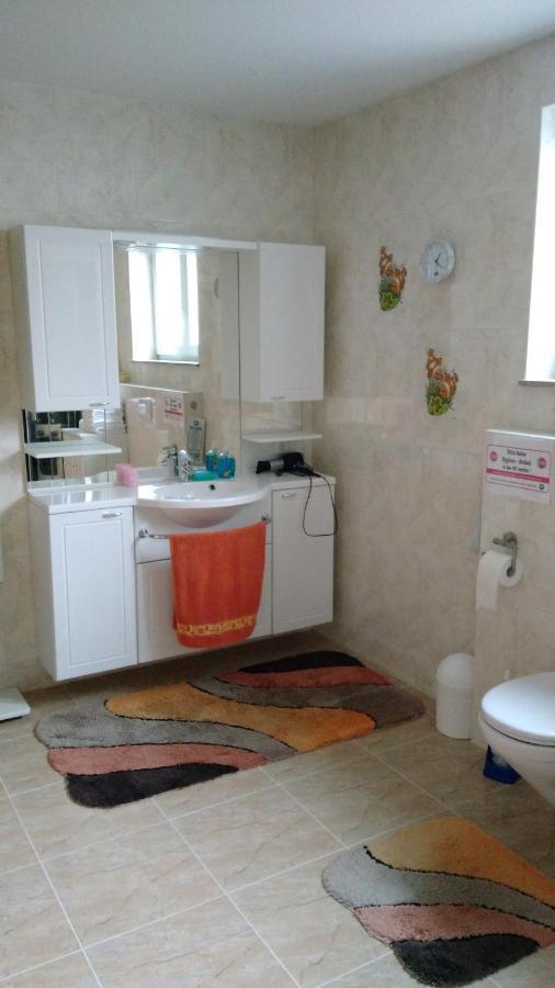 Ferienwohnung Keil Лар Екстериор снимка