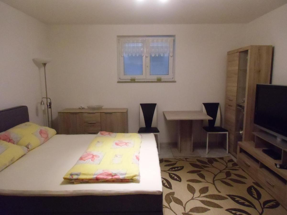 Ferienwohnung Keil Лар Екстериор снимка